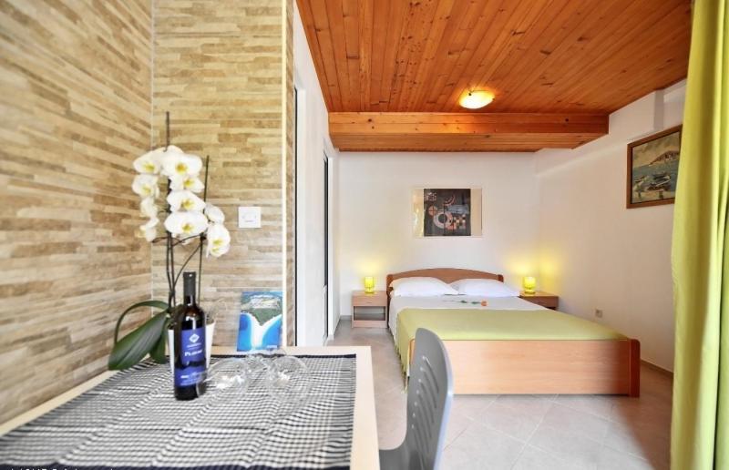 Studio Apartments 4 Two Bol Esterno foto