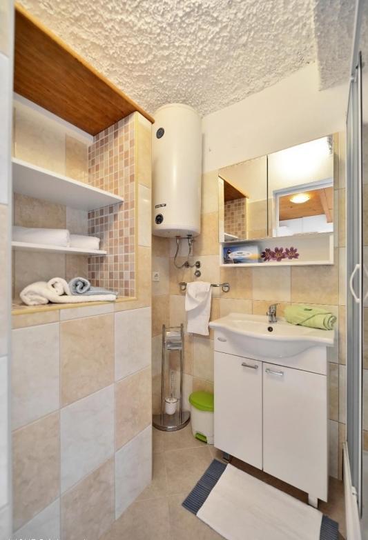 Studio Apartments 4 Two Bol Esterno foto